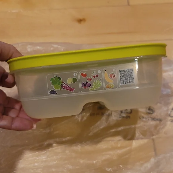 Tupperware Fridgesmart Small New - Picture 3 of 9